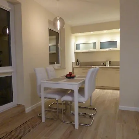 Apartament Kwiatkowskiego Warsaw
