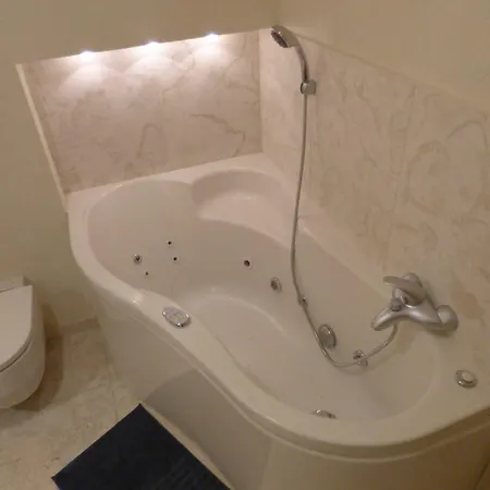 Apartament Kwiatkowskiego Apartment *