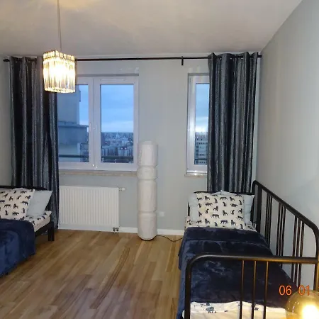 Apartment Apartament Kwiatkowskiego Warsaw